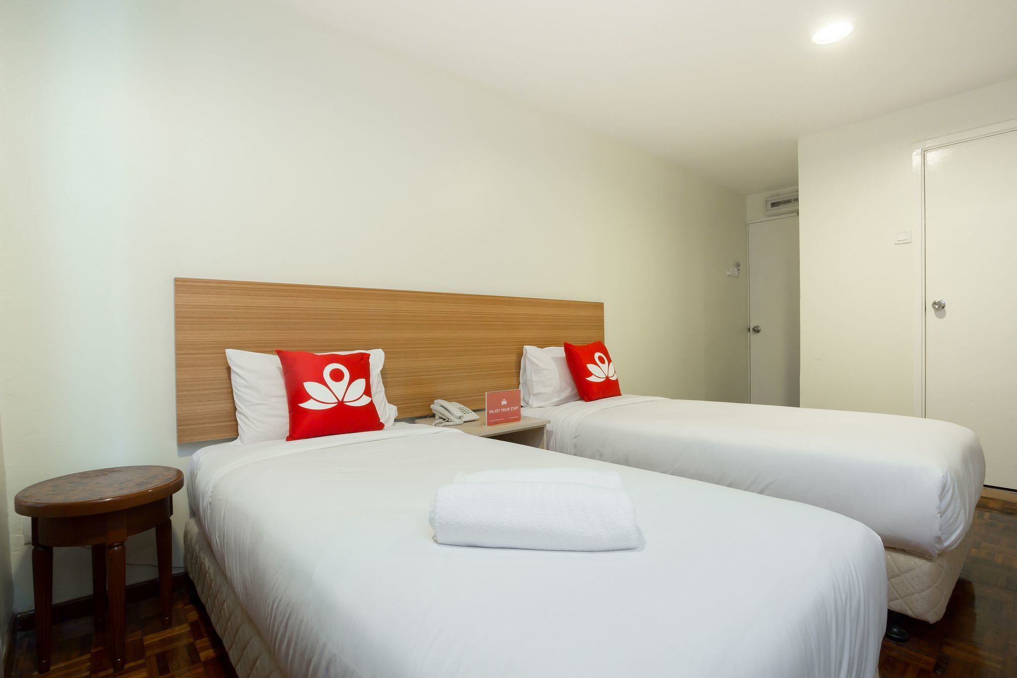 Zen Rooms Basic Sentul Куала-Лумпур Екстер'єр фото