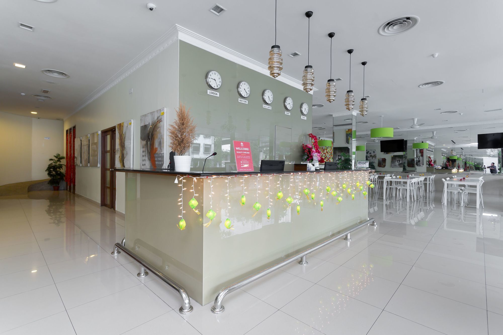 Zen Rooms Basic Sentul Куала-Лумпур Екстер'єр фото