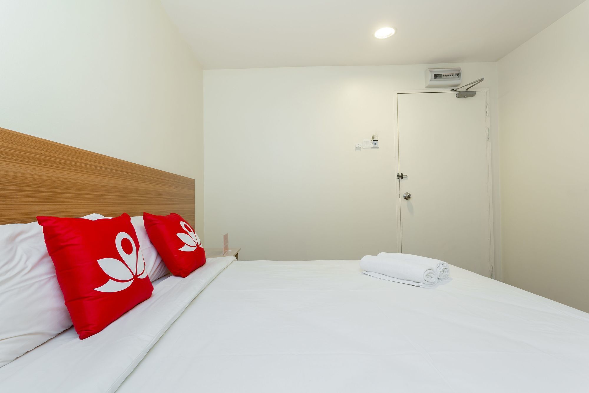 Zen Rooms Basic Sentul Куала-Лумпур Екстер'єр фото